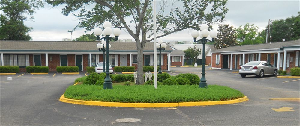 Adams Inn Dothan Exterior foto